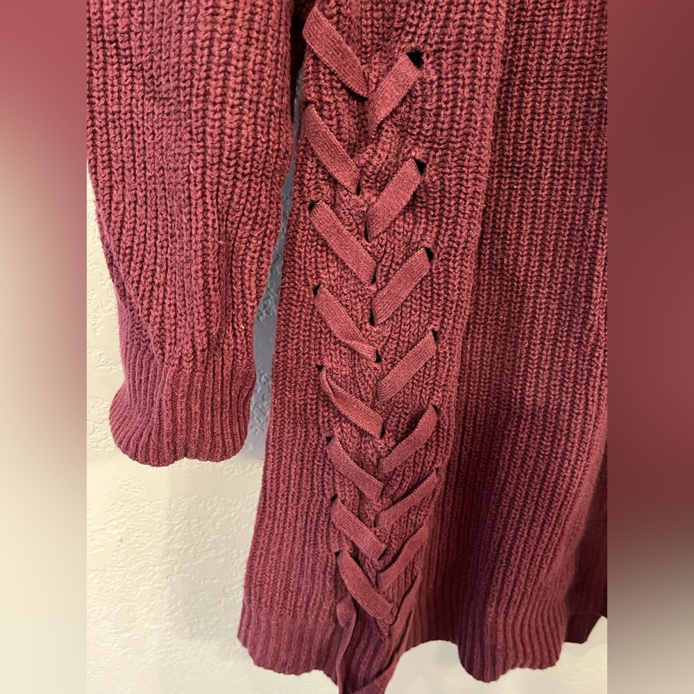 Sweater - Picture 3 of 9